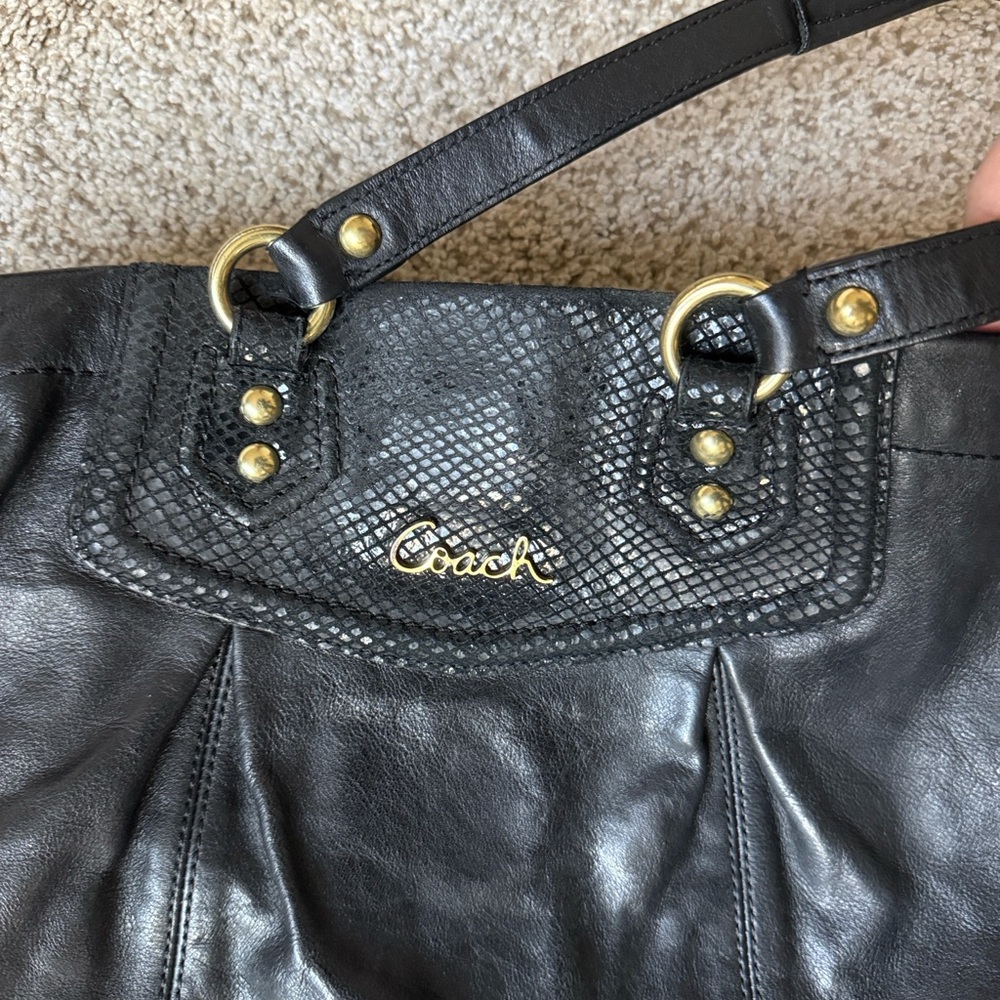 2012 Coach Ashley Satchel Handbag Black Leather Snake Print detail EUC - Picture 4 of 12
